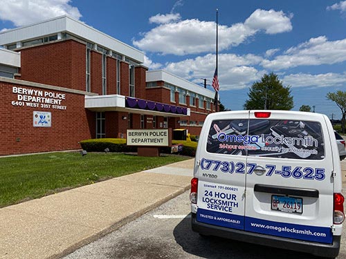 Omega Locksmith Mobile Truck Offering Residential, Commercial, and Automotive, and Emergency Locksmith Services in Berwyn, Illinois 60402